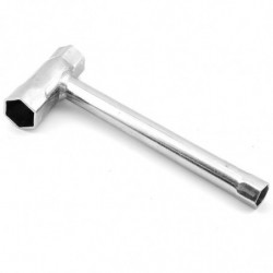 Llave de bujia y rueda...